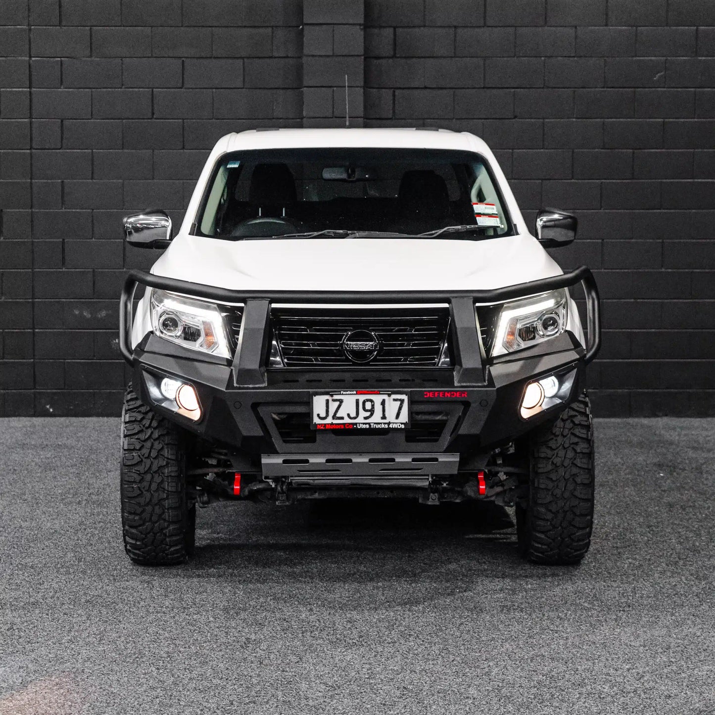 DEFENDER Off-Road Bull Bar + Winch & Spotlights Combo Package