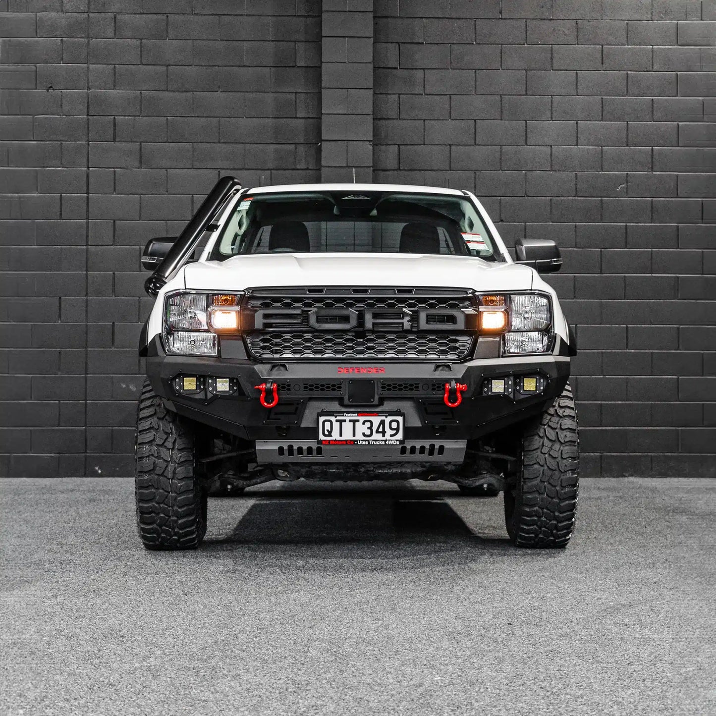 DEFENDER Off-Road Bull Bar + Winch & Spotlights Combo Package