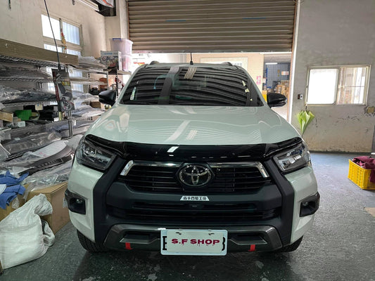 BONNET GUARD SUITABLE FOR TOYOTA HILUX 2021+