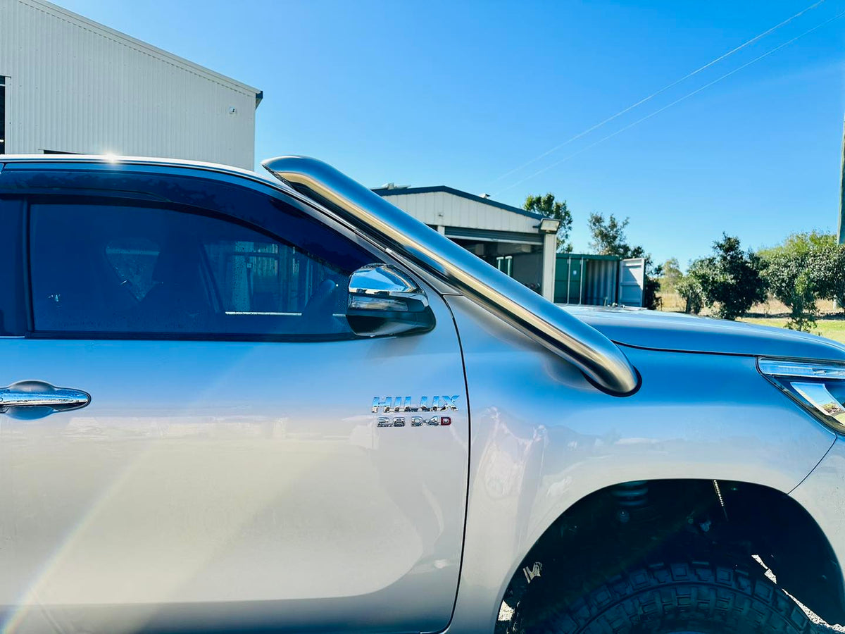 N80 Hilux Stainless Snorkel 15-22